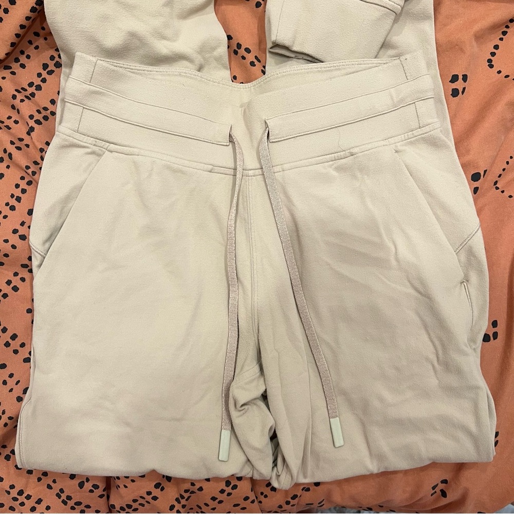 Ready to Rulu joggers 4